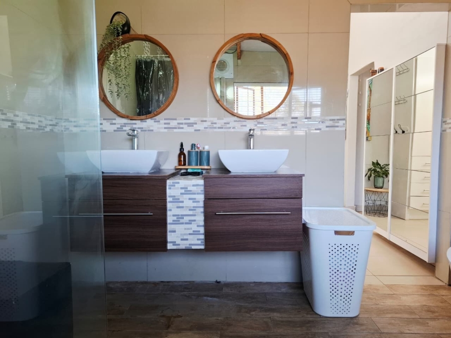 Commercial Property for Sale in Roodewal Free State